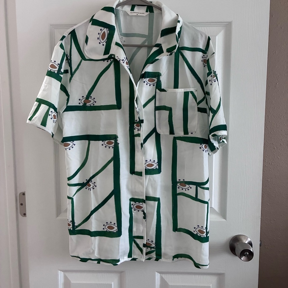 Commense Button Down Short Sleeve Shirt, Size Medium